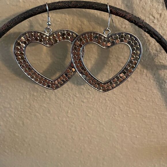 Metal art heart two tone gold and silver earrings - Picture 5 of 9
